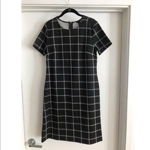 Black windowpane pattern sheath dress